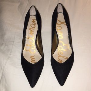 Black suede pumps size 9.5